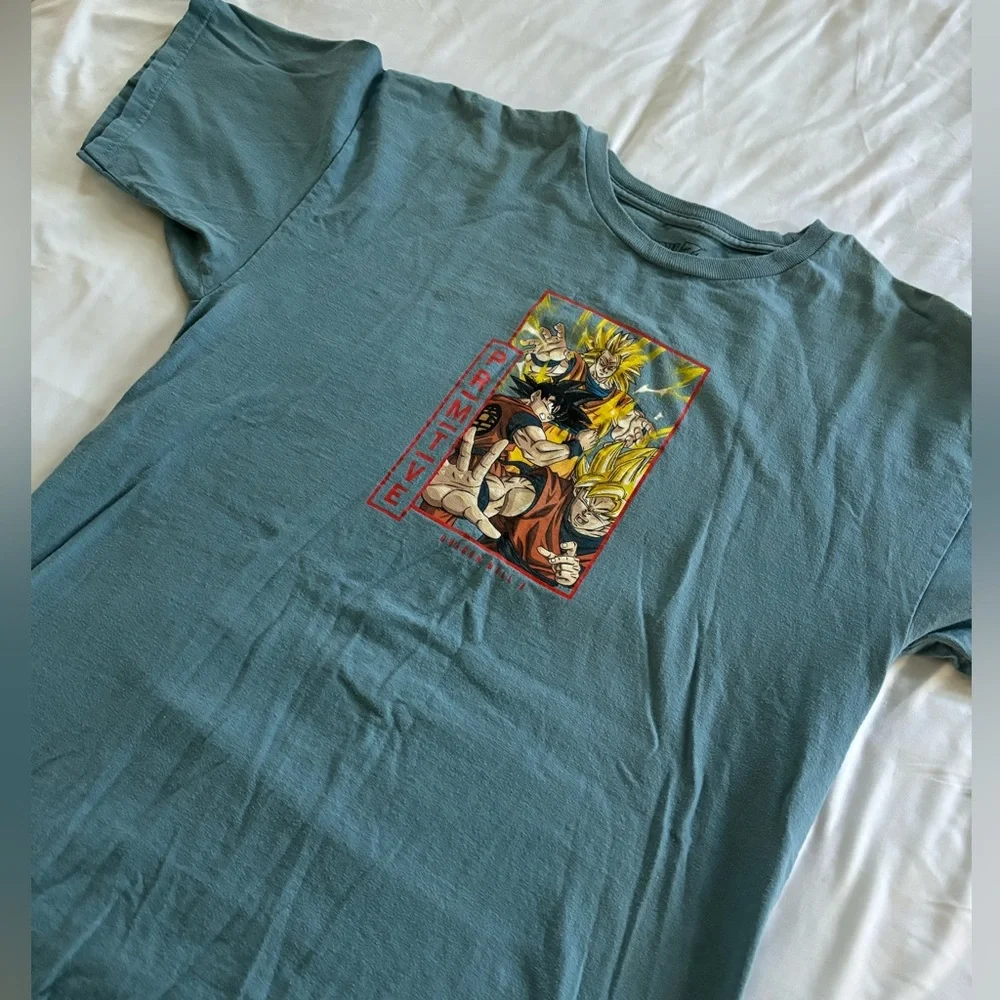 Graphic Tee - Picture 4 of 4